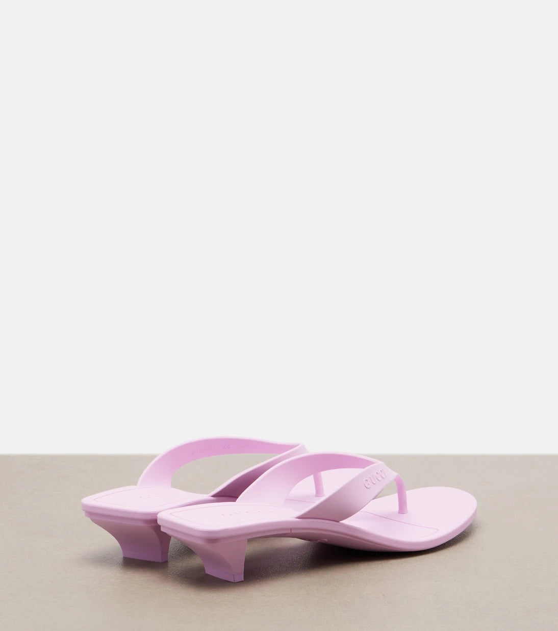 Gucci - Vittoria thong sandals