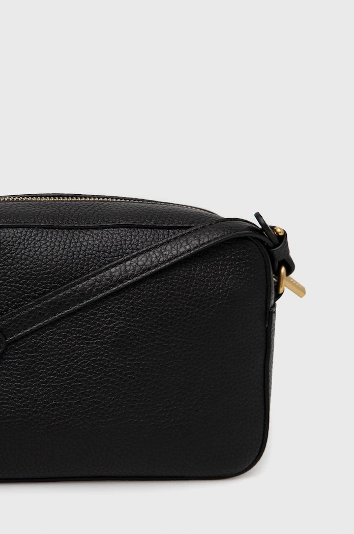 Coccinelle Kadın Deri Crossbody Çanta