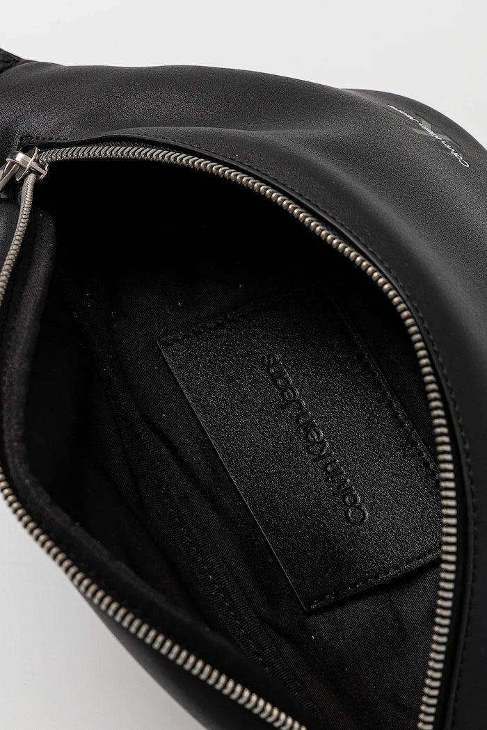 Чанта за кръст Calvin Klein Jeans