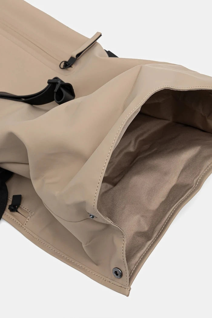 Раница Rains 14590 Rolltop Rucksack Large W3