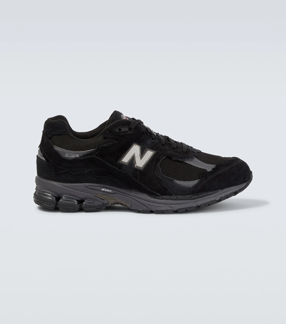 New Balance - 2002 suede sneakers