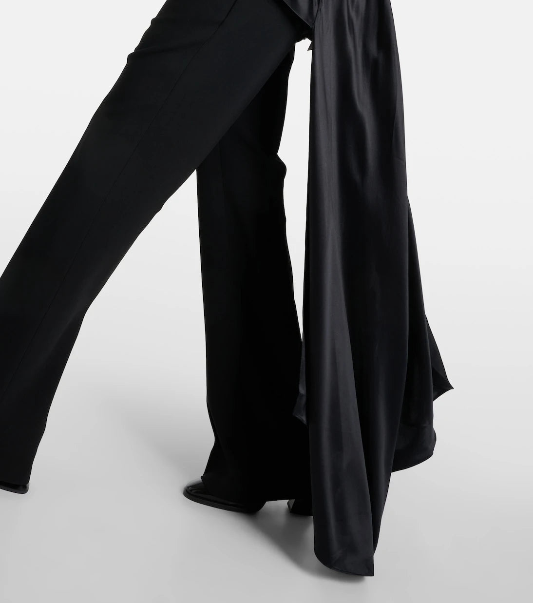 Tove - Shiloh one-shoulder silk top