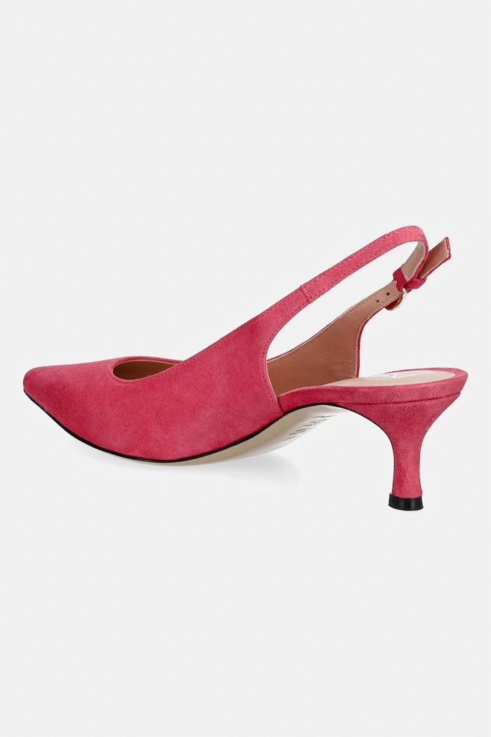 Pollini обувки с ток от велур
