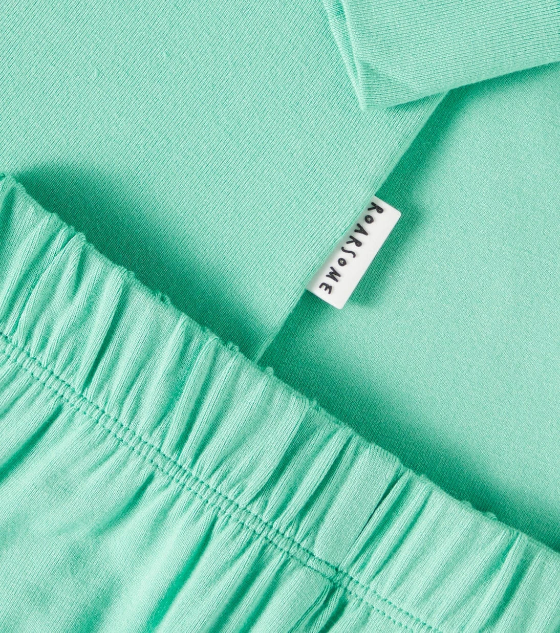 Roarsome - Technical top and leggings set