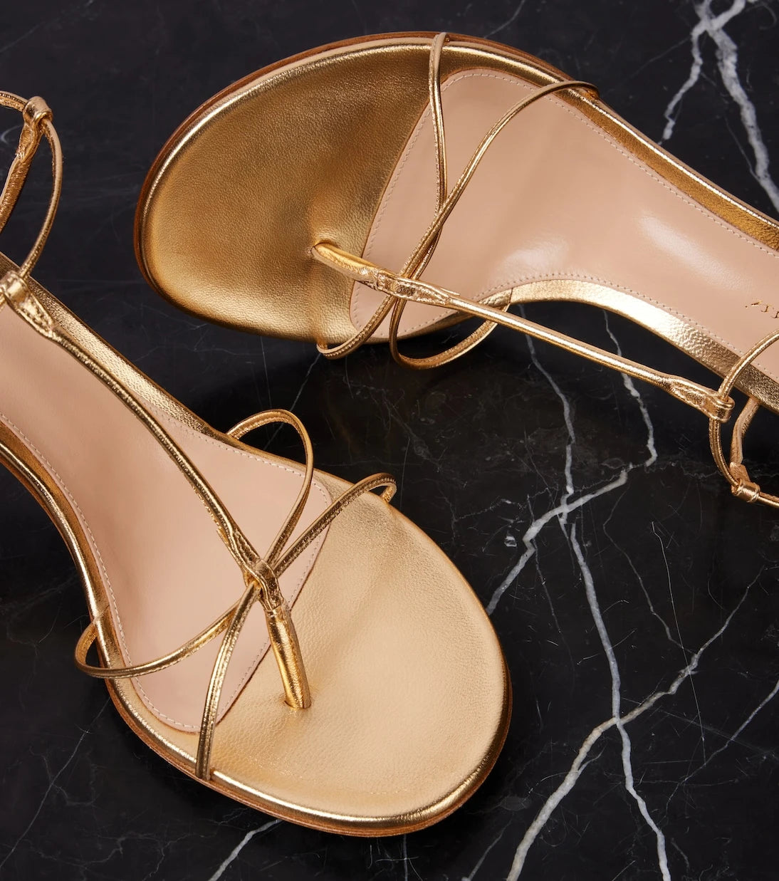 Gianvito Rossi - 70 metallic leather thong sandals