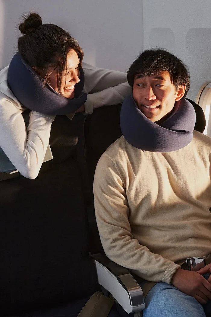 Възглавница за врат Ostrichpillow Go Night Walk