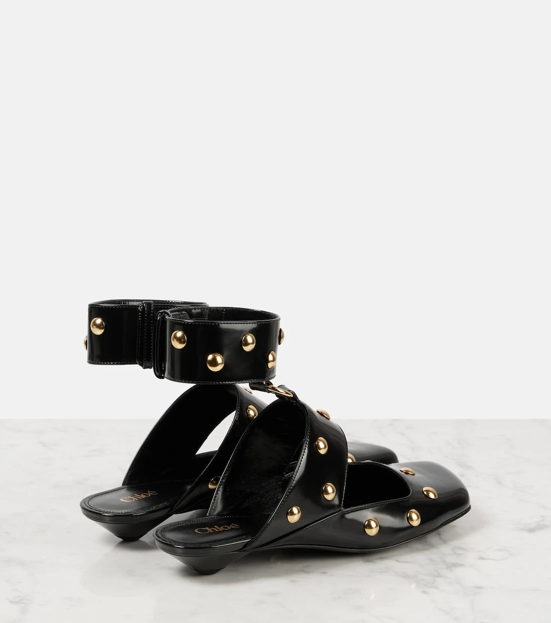 Chloé - Jade studded leather flats