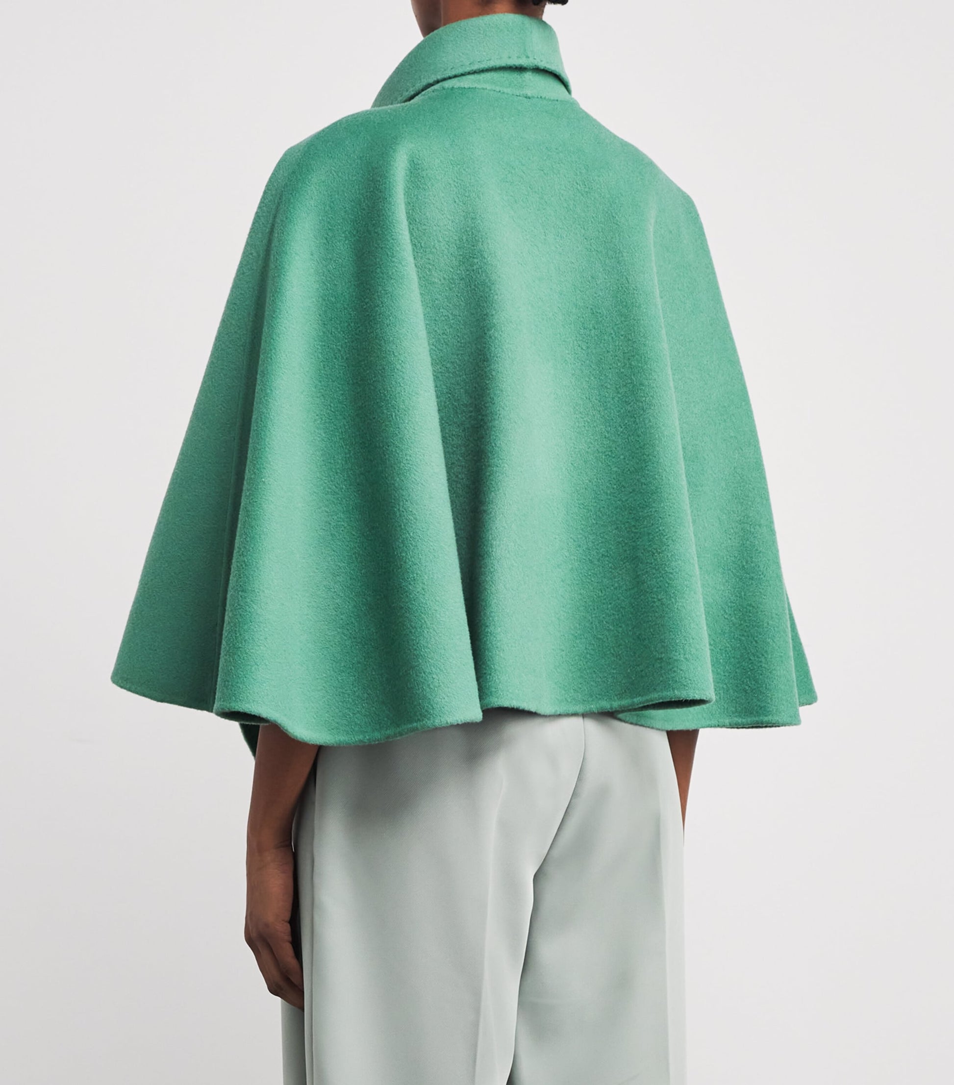 Wolk Morais Green Cashmere Bagatelle Cape