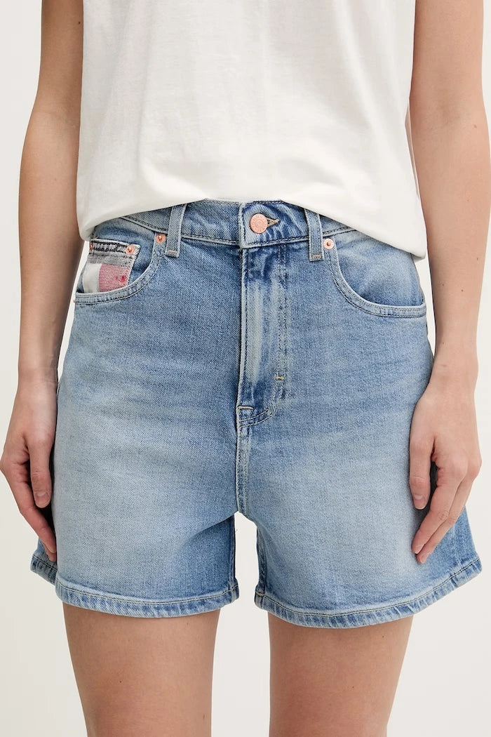 Tommy Jeans къс панталон дамски от деним