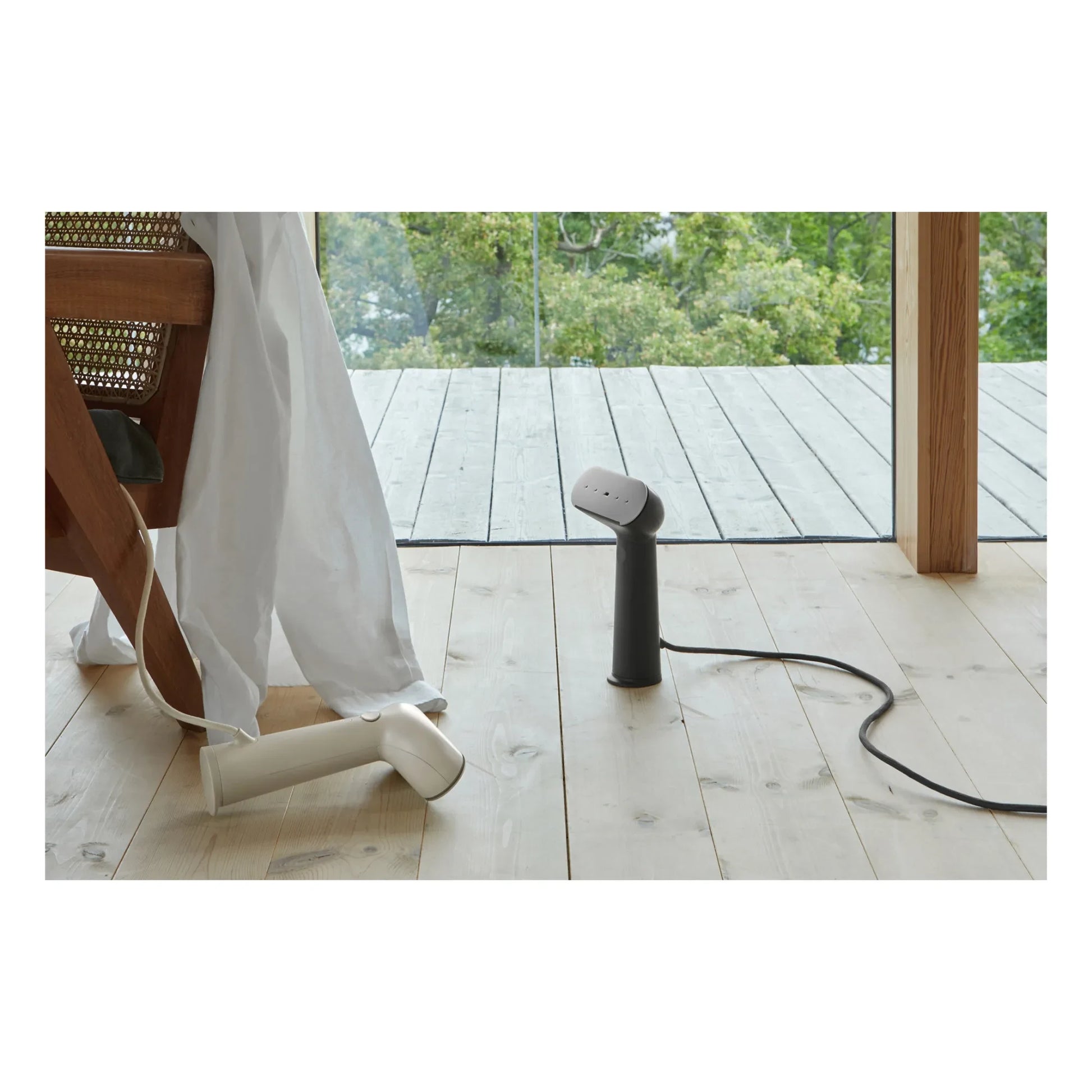 Steamery - Cirrus N°3 Steamer  | Charcoal