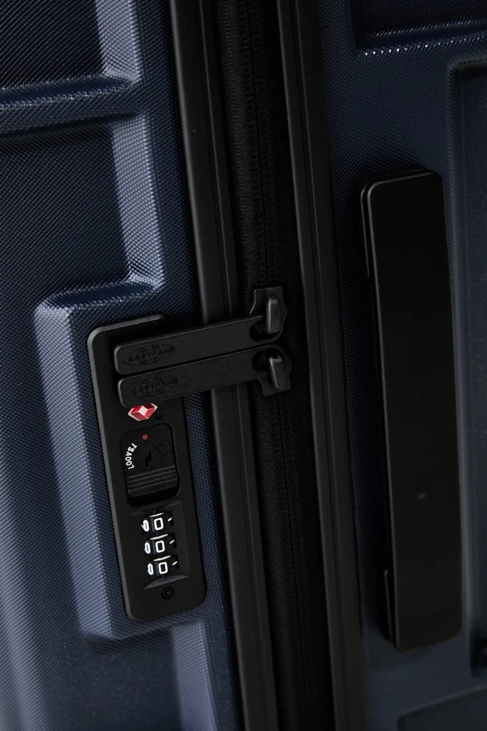 Eastpak твърд куфар RESIST'R ZIP CABIN