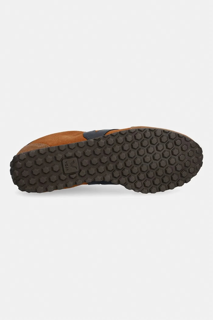 Veja GT SUEDE маратонки дамски от велур