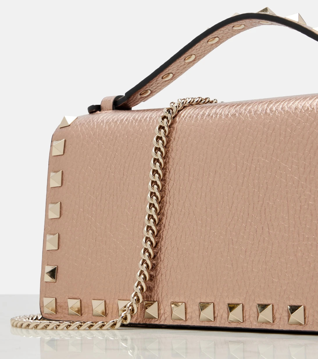 Valentino Garavani - Rockstud Mini metallic leather crossbody bag