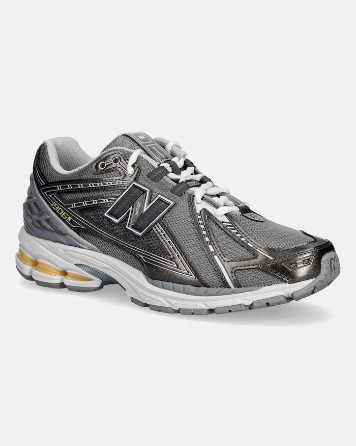 New Balance 1906 Sneakers