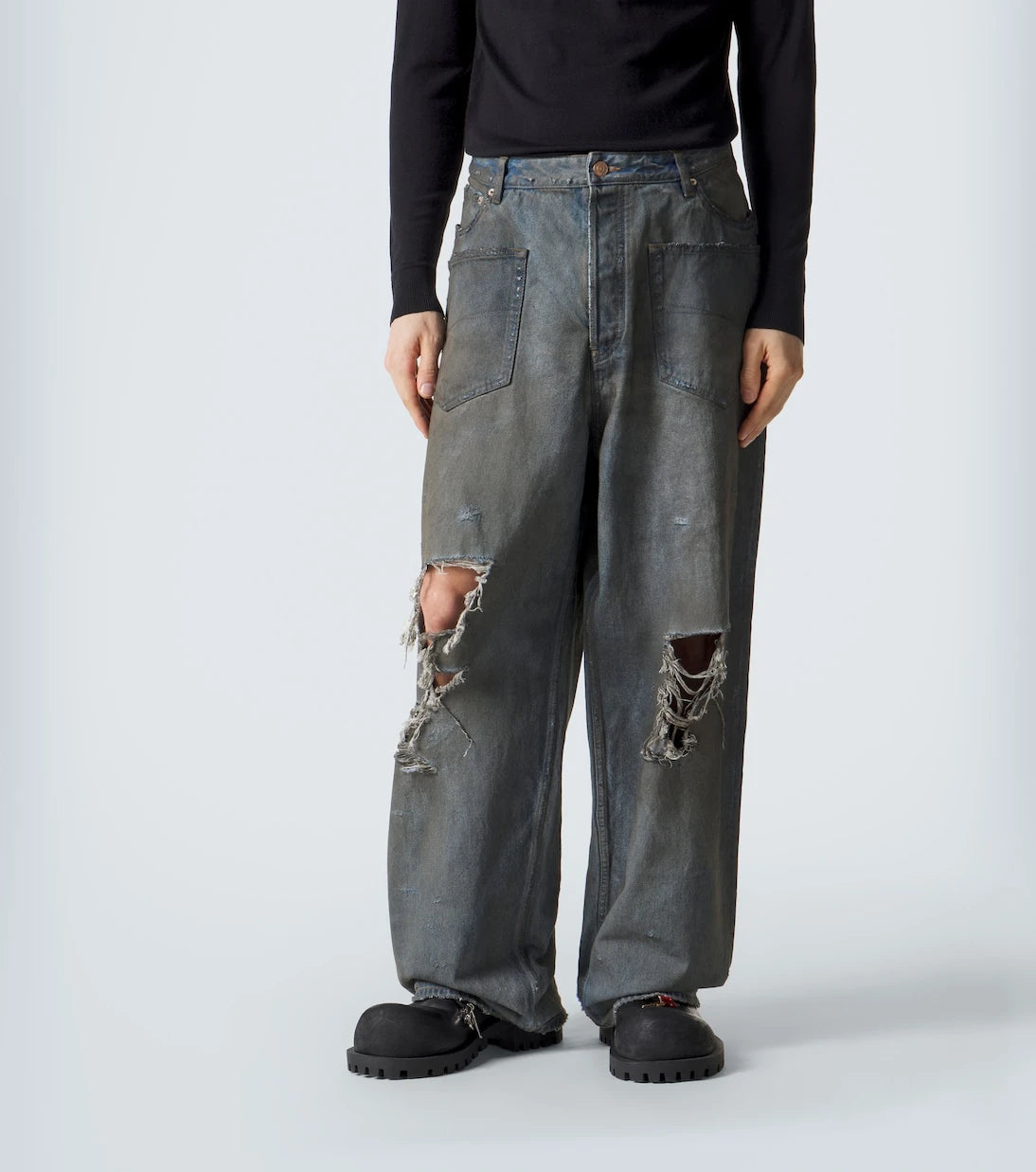 Balenciaga - Distressed jeans
