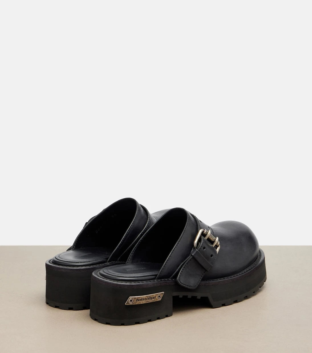 Balenciaga - Venom leather mules