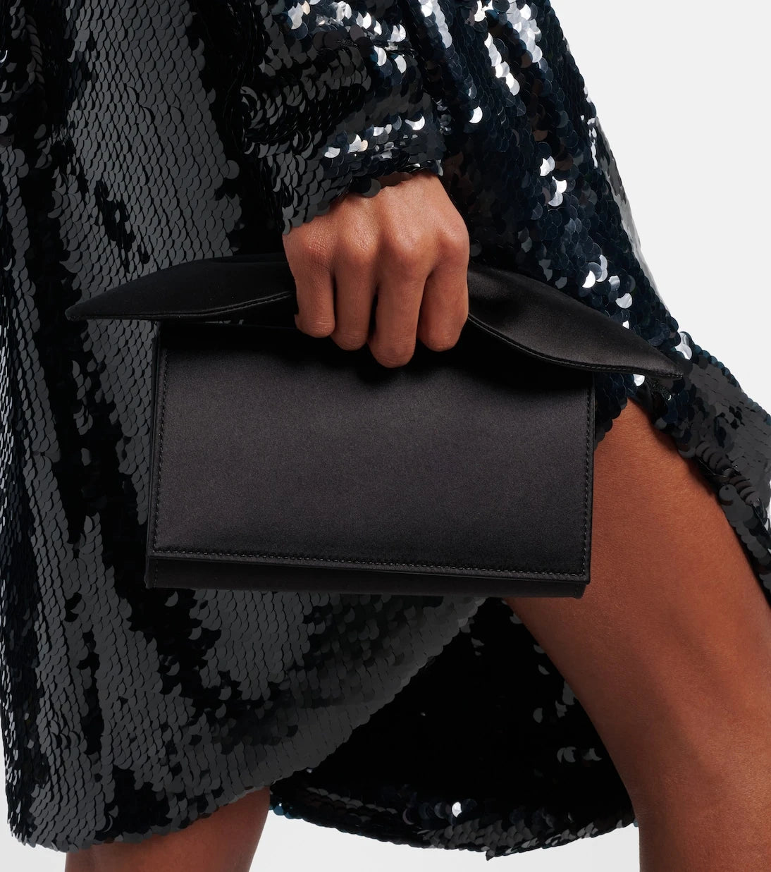 Aquazzura - Bow Tie Mini satin clutch