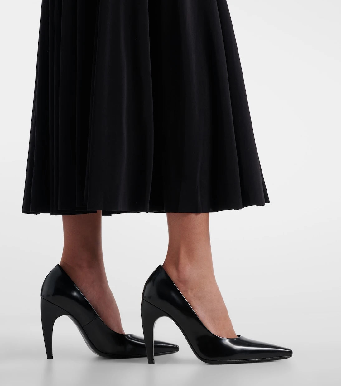 Norma Kamali - Belted oversized midi dress