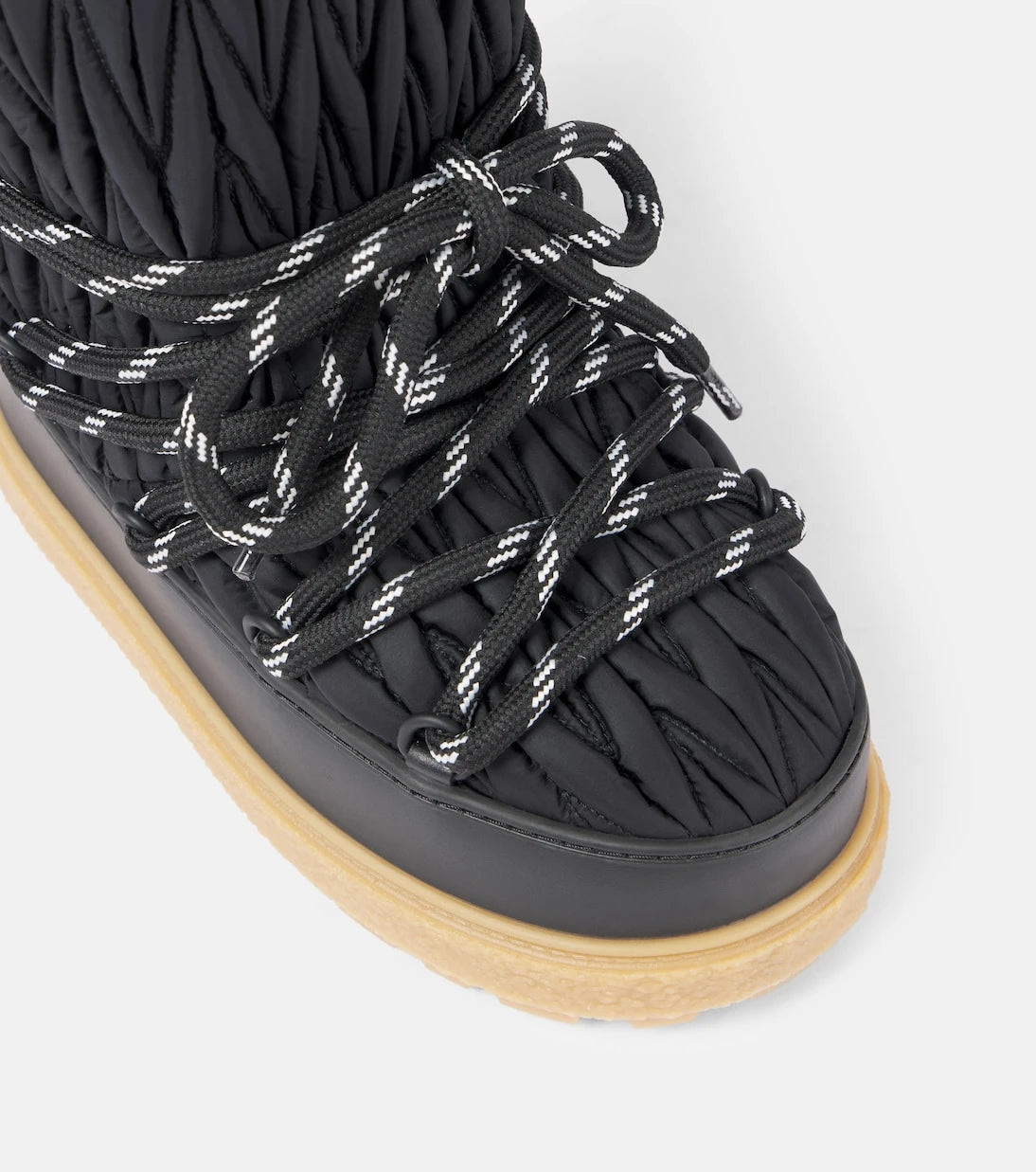 Miu Miu - Logo matelassé snow boots