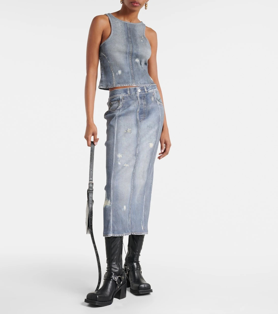 Acne Studios - تنورة جينز متوسطة الطول بطبعة وخصر متوسط الارتفاع