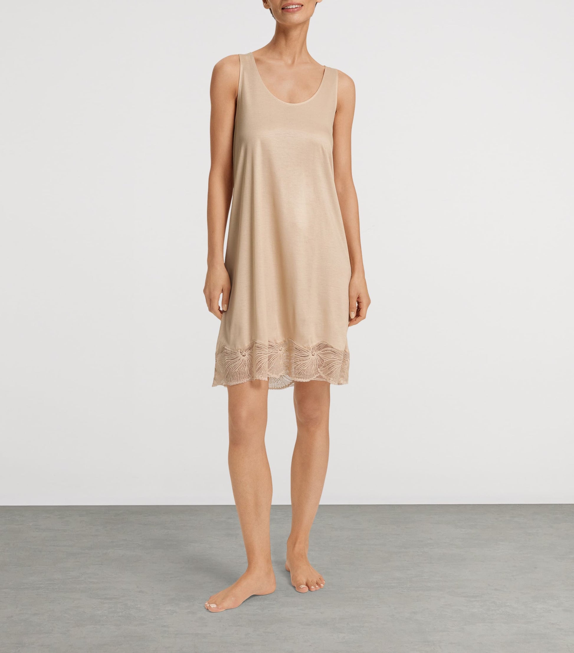 Hanro Lace-Trim Lilith Nightdress