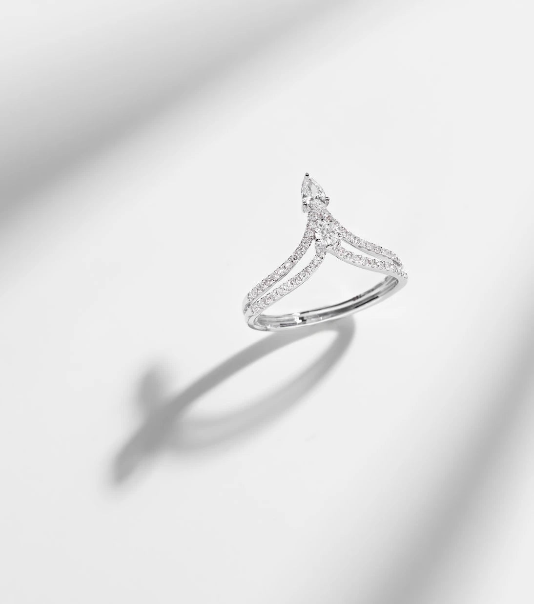 Shay Jewelry - 18kt white gold ring with diamonds