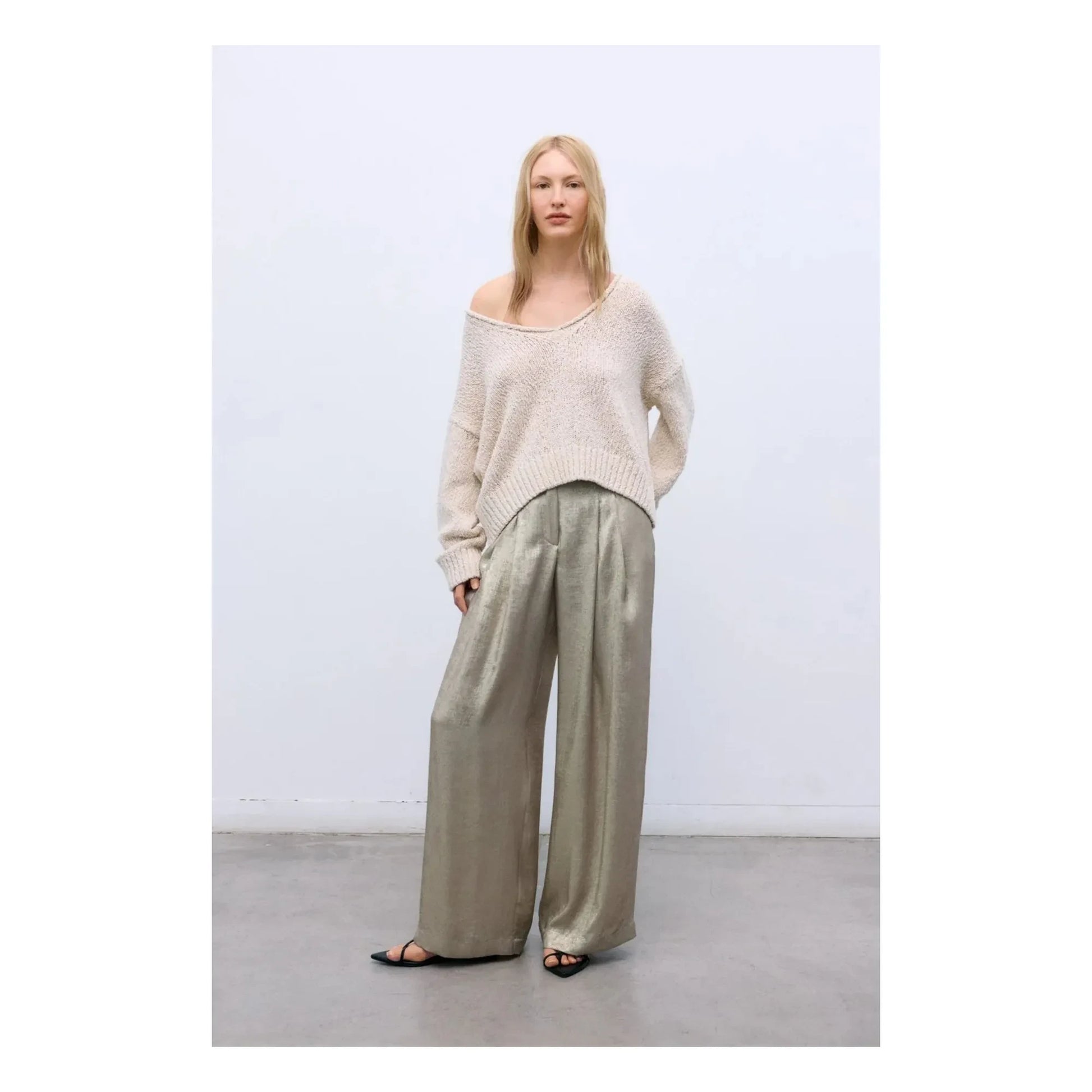the new society - Saffron pants | Gold
