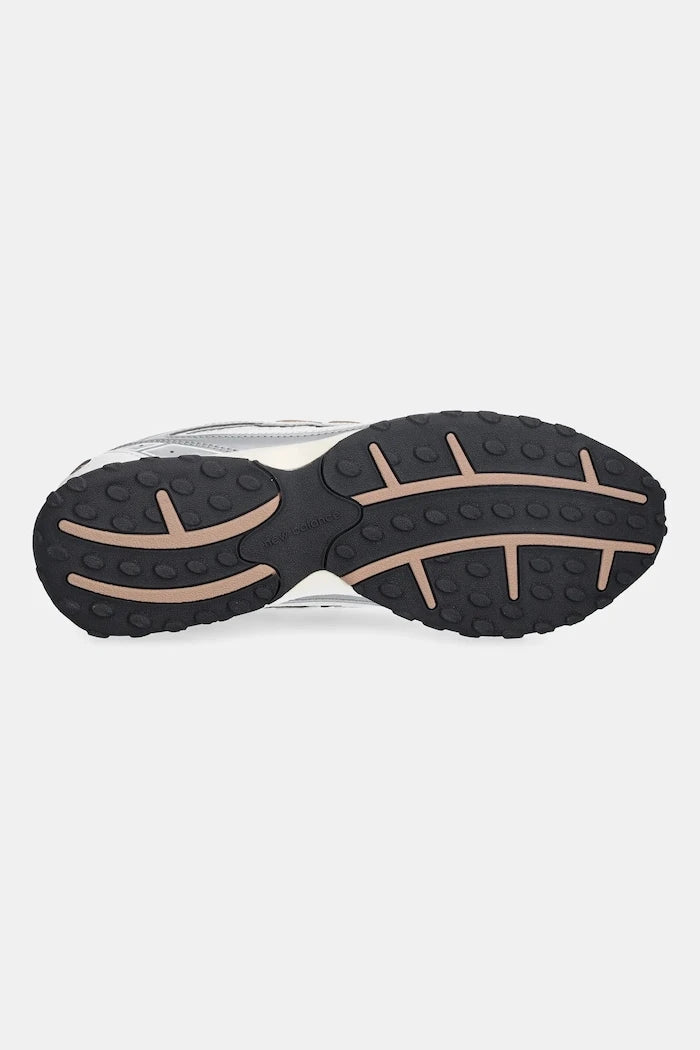 Маратонки New Balance 204