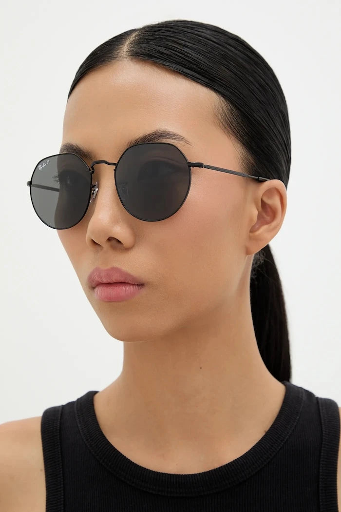 Ray-Ban güneş gözlüğü