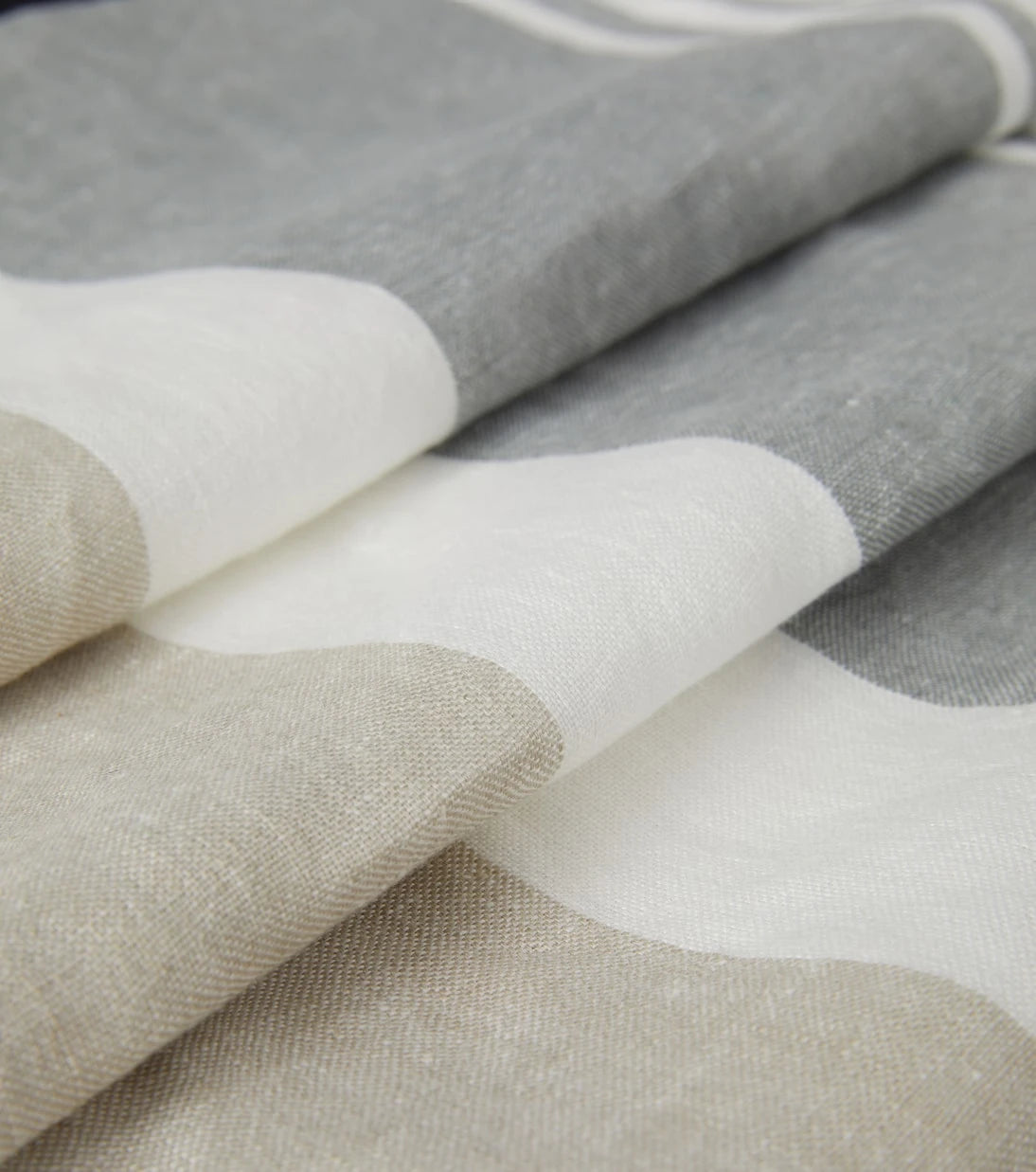 Brunello Cucinelli - Striped linen beach towel