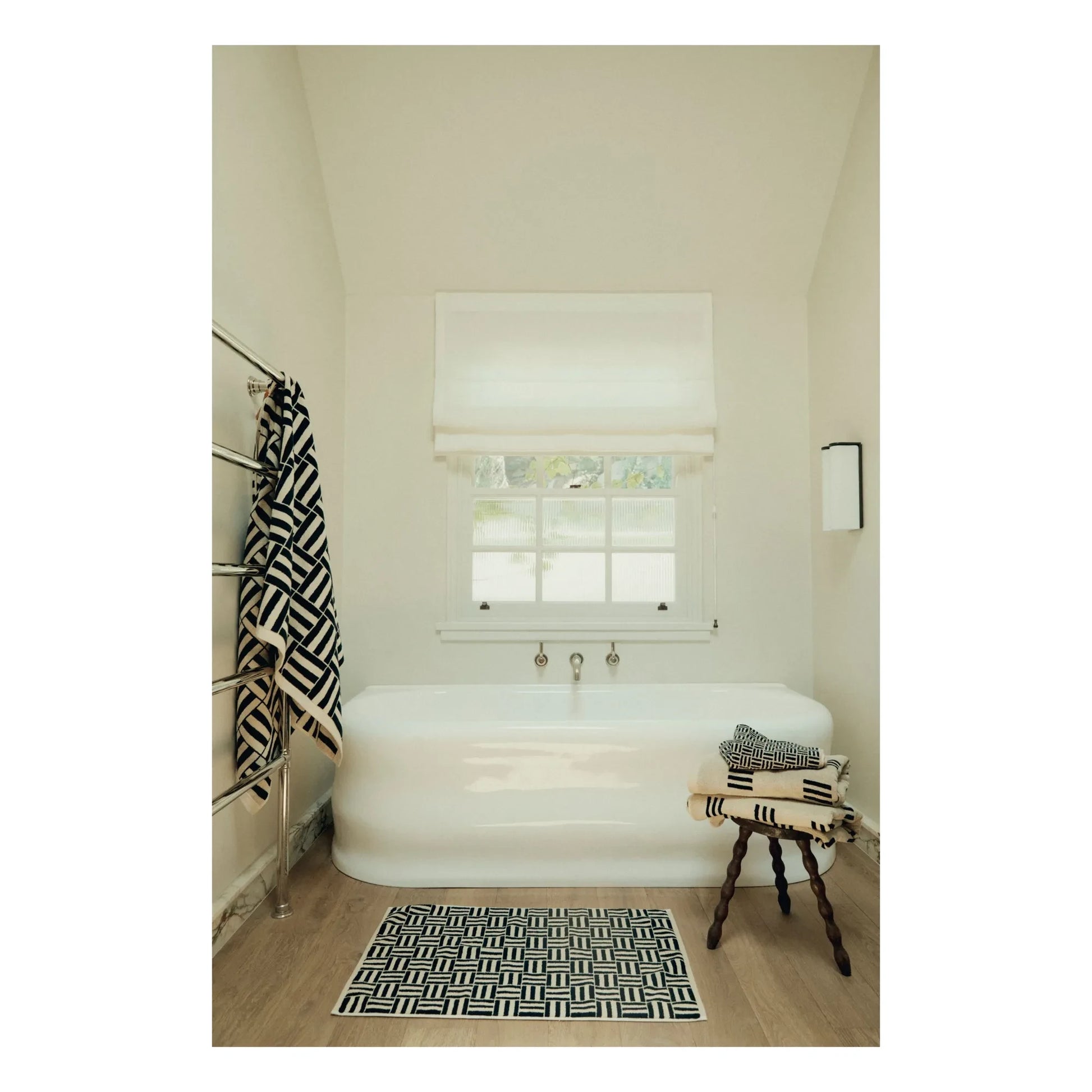 Baina - Saroma bath mat | Black