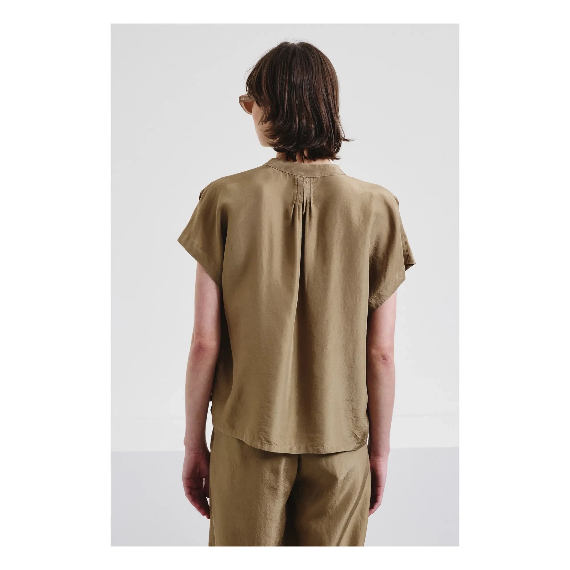 Pomandère - Silk short-sleeve blouse | Taupe brown