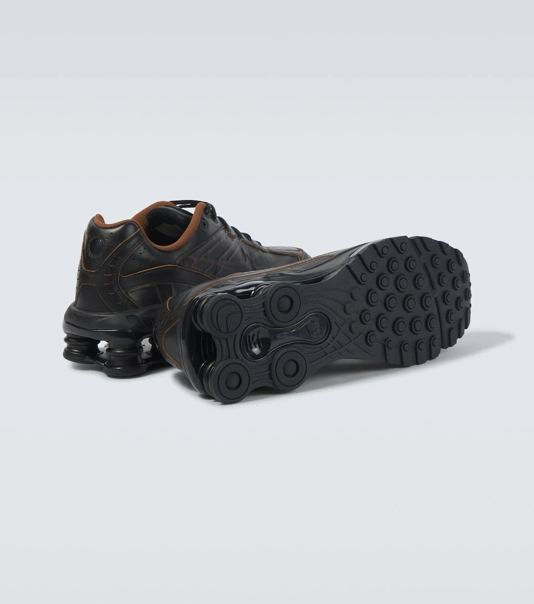 Nike - حذاء رياضي Shox Ride 2 Premium جلدي