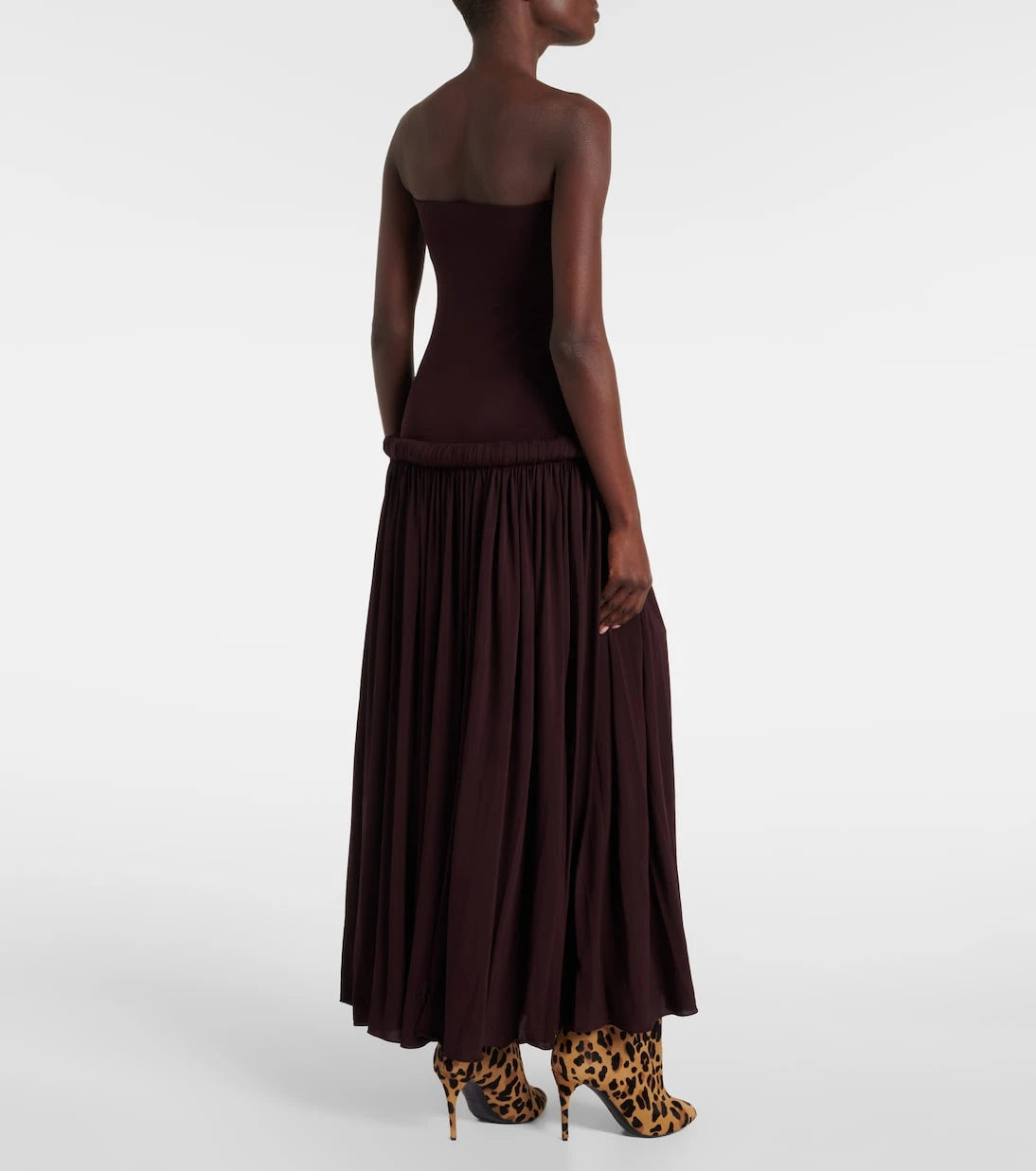 Alaïa - فستان ماكسي بلا حمالات من الجيرسيه المزموم