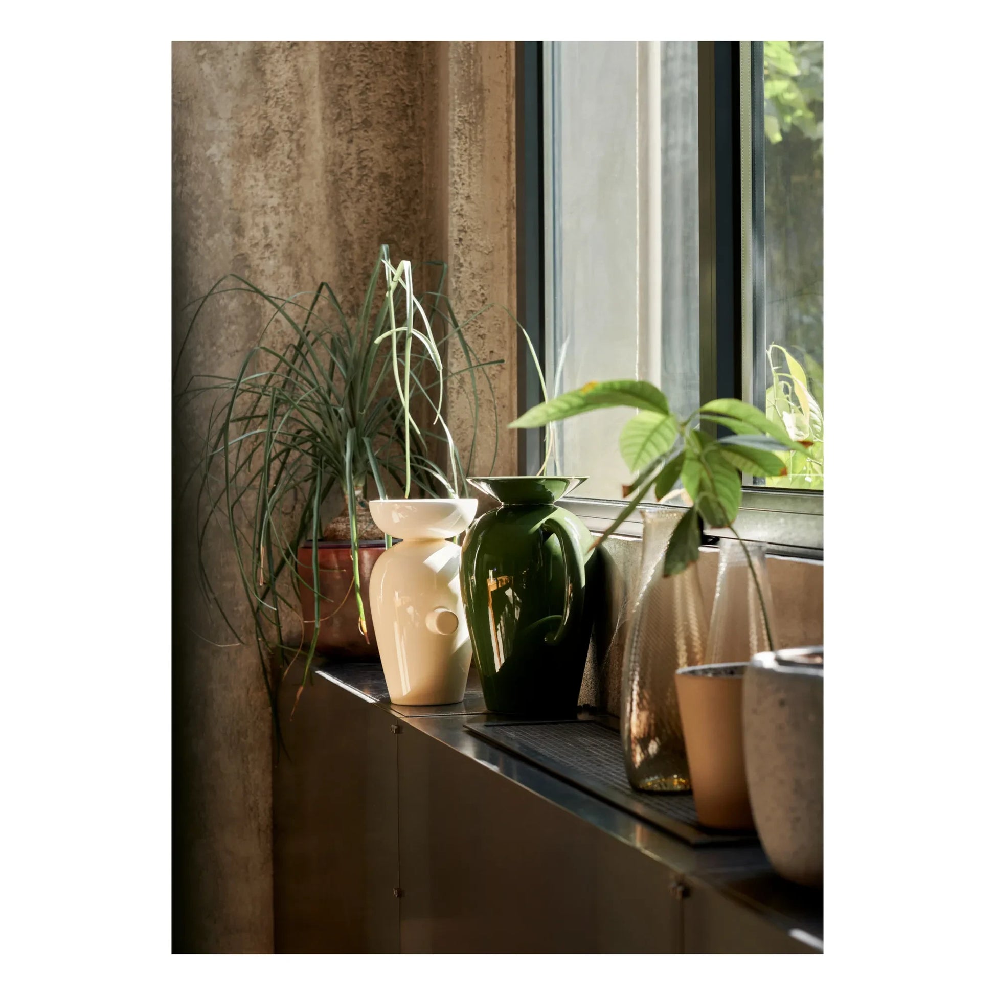 & Tradition - Momento vase - Jaime Hayon  | Ivory