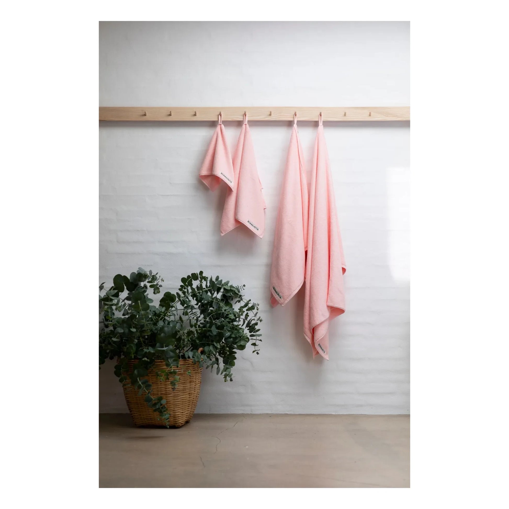 Bongusta - Naram guest towel | Blush
