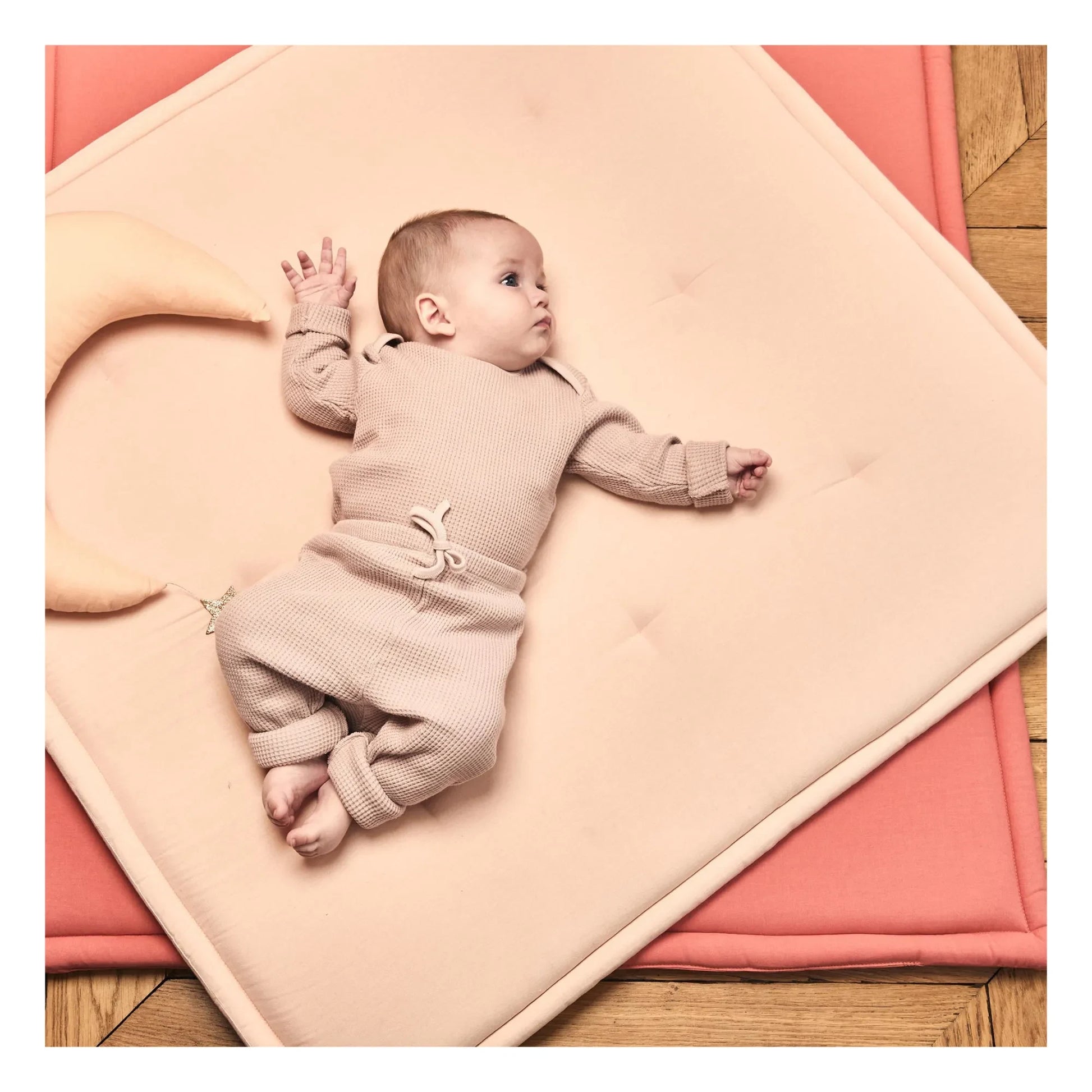 Charlie Crane - Tami Play Mat  | Pink