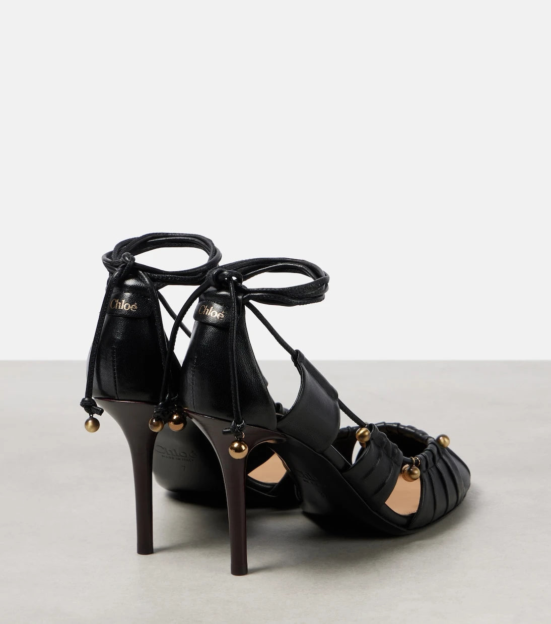Chloé - Luna leather pumps