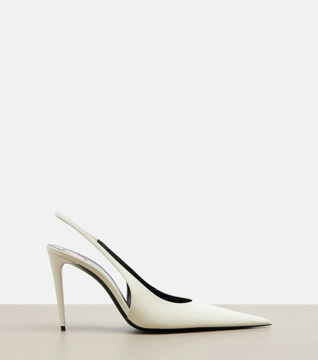 Saint Laurent - Guermantes patent leather slingback pumps
