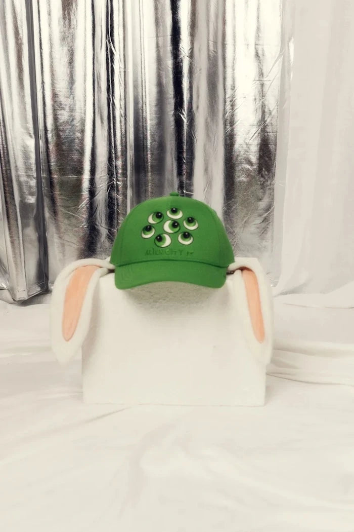 Детска шапка с козирка Mini Rodini Aliens
