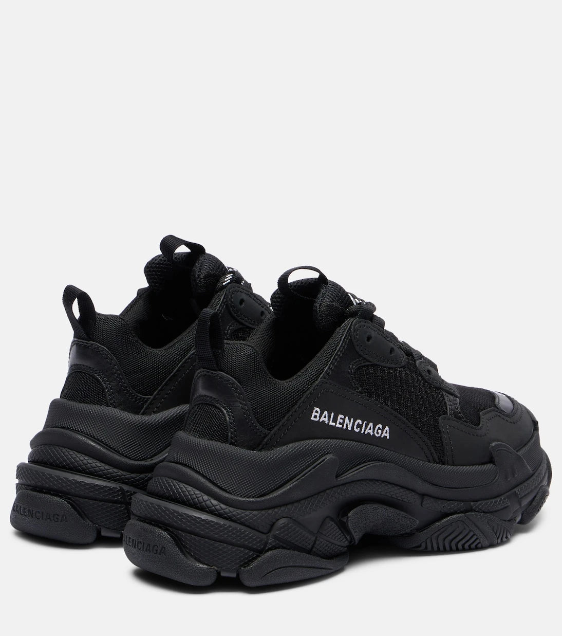 Balenciaga - حذاء سنيكرز Triple S الشبكي