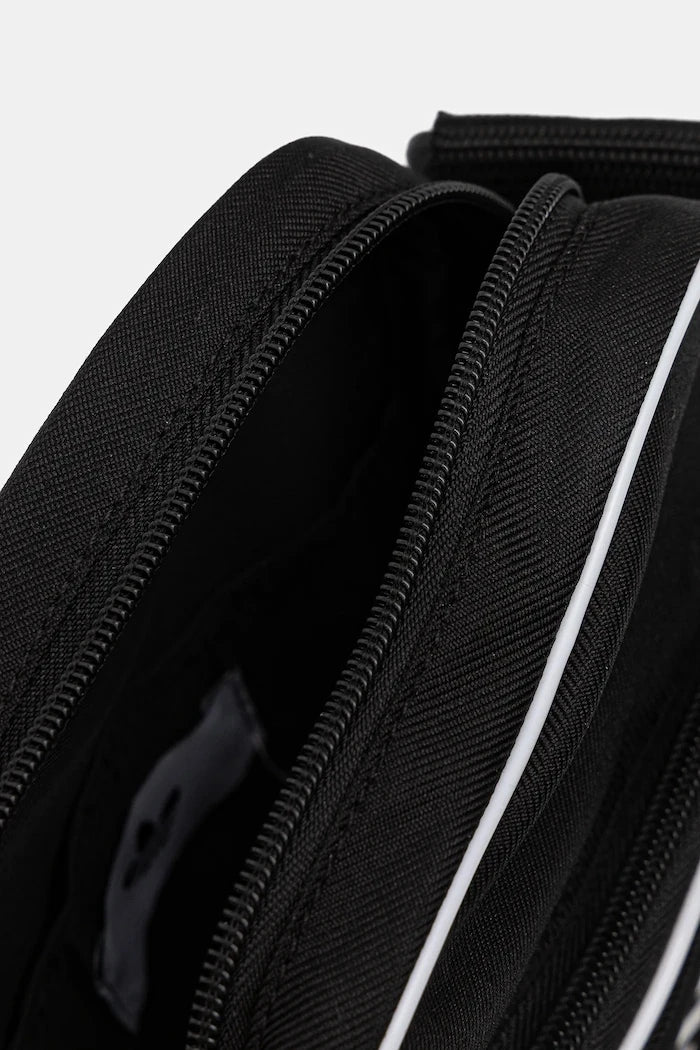 Чанта през рамо adidas Originals Adicolor