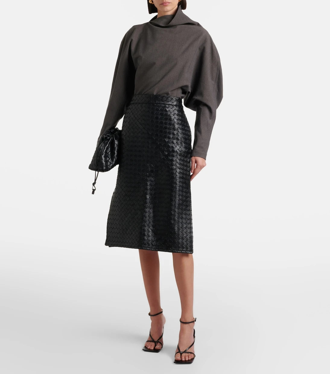 Bottega Veneta - صنادل جلدية قابلة للتمدد