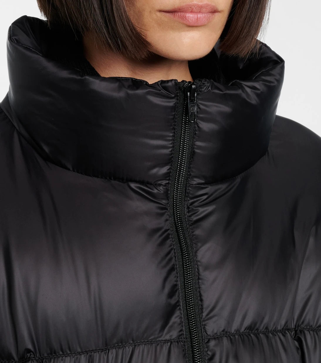 Balenciaga - جاكيت Hourglass مبطّن بحزام