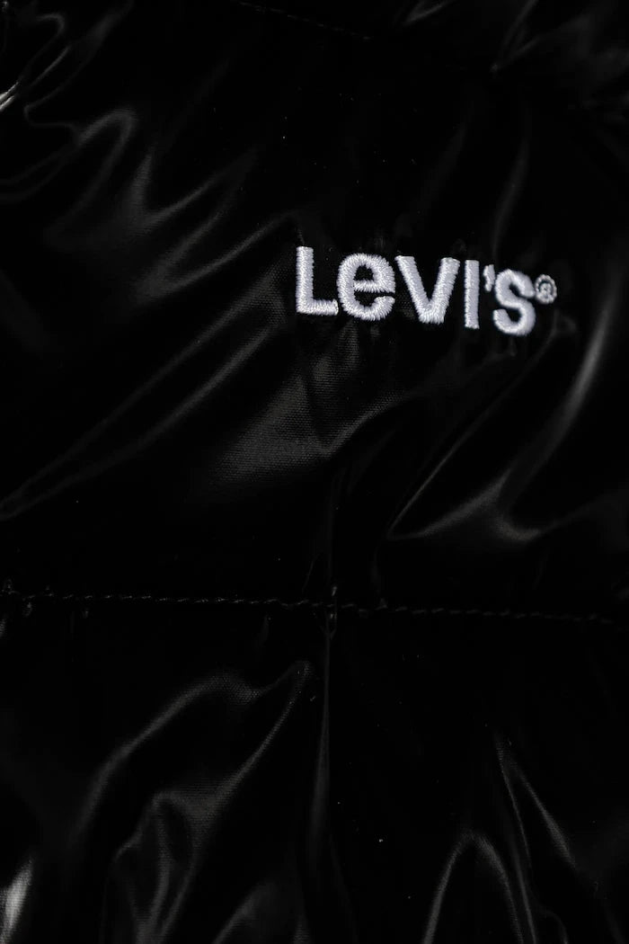 Яке Levi's SHINY HVWT PUFFER