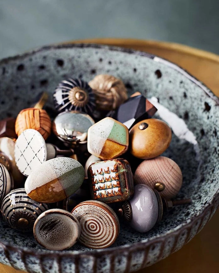 Madam Stoltz Stoneware Mobilya Kulpu