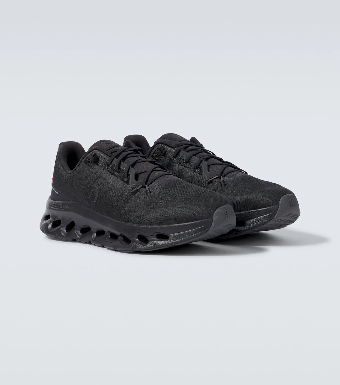 On - Cloudtilt running shoes