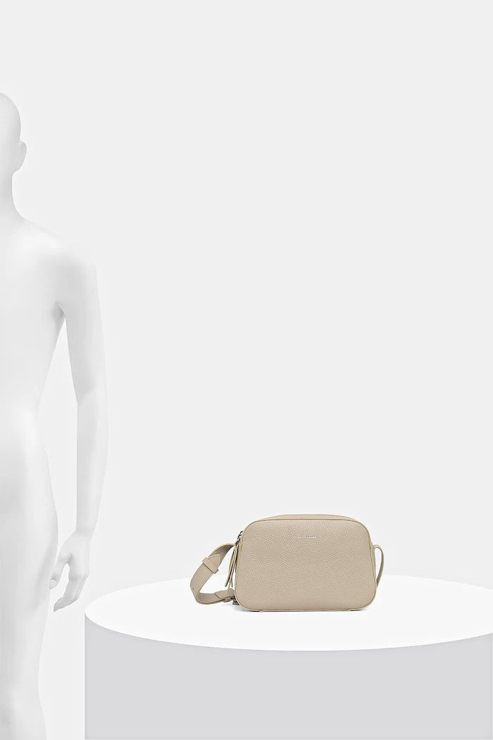 Coccinelle Kadın Deri Crossbody Çanta