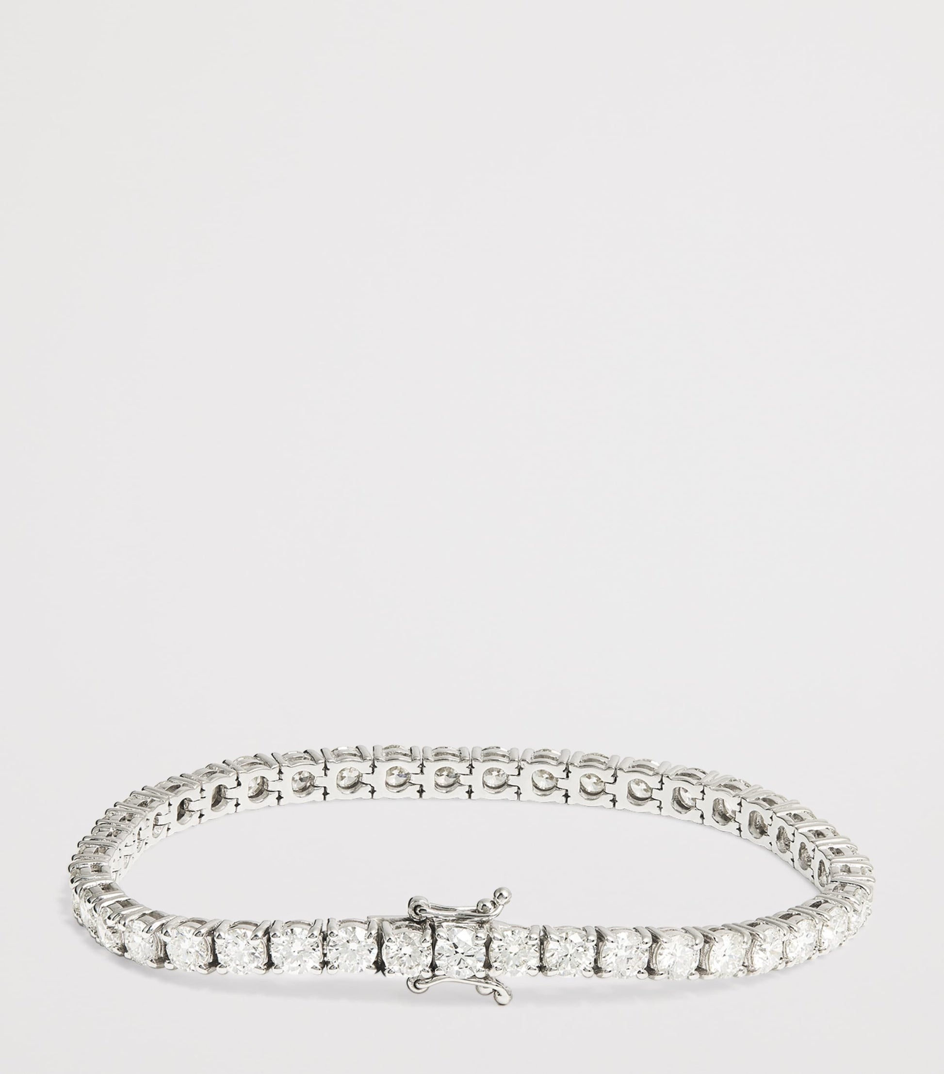White Gold and Diamond Tennis Bracelet (8.00ct)