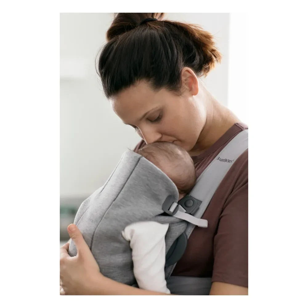 BabyBjörn - 3D Jersey Baby Carrier | Light grey